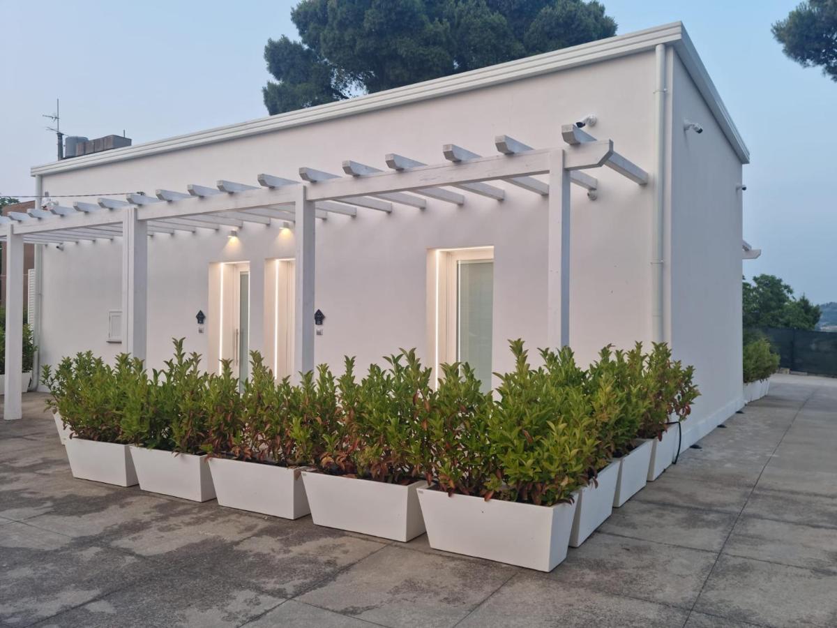 Lci Deluxe Rooms San Cataldo  Exterior foto